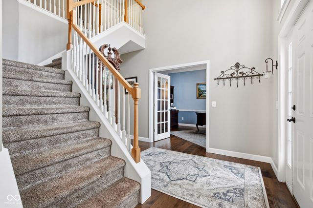 516 Viburnum Run, Westfield, IN 46074