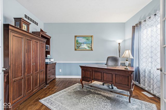 516 Viburnum Run, Westfield, IN 46074