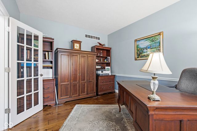 516 Viburnum Run, Westfield, IN 46074