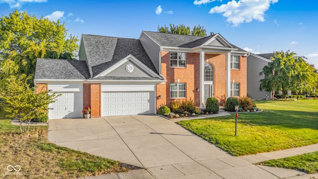 516 Viburnum Run, Westfield, IN 46074