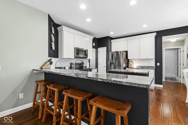 516 Viburnum Run, Westfield, IN 46074