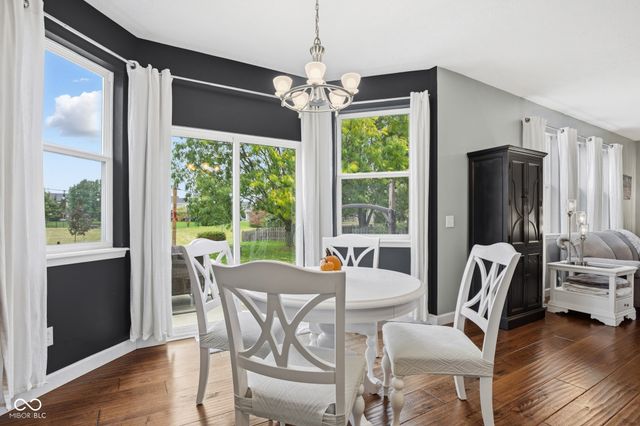 516 Viburnum Run, Westfield, IN 46074