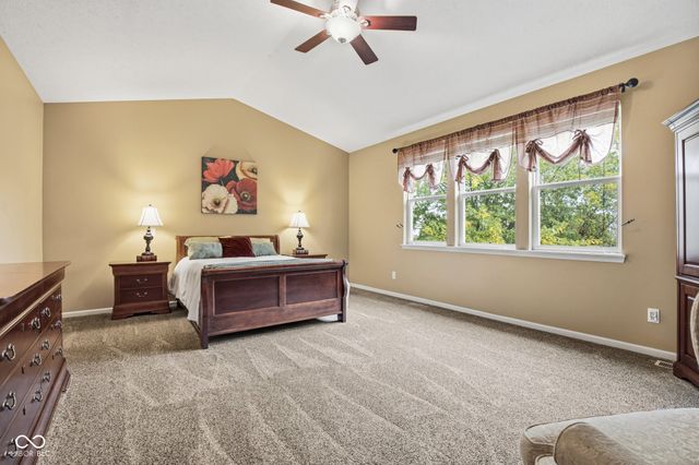 516 Viburnum Run, Westfield, IN 46074