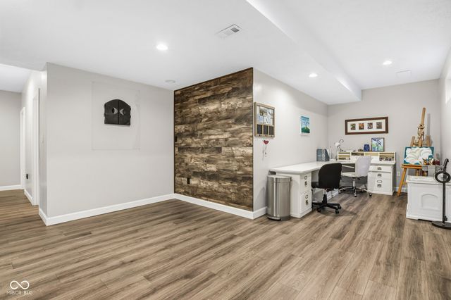 516 Viburnum Run, Westfield, IN 46074