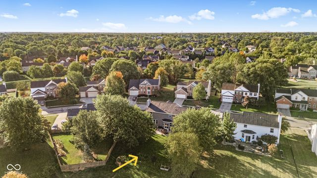 516 Viburnum Run, Westfield, IN 46074