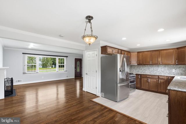 1719 MELBOURNE DR, Mclean, VA 22101