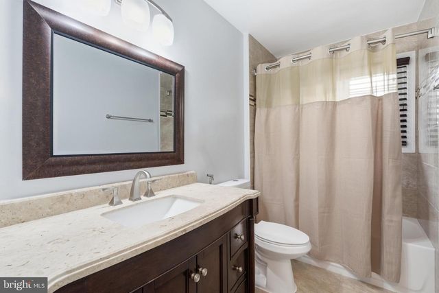 1719 MELBOURNE DR, Mclean, VA 22101