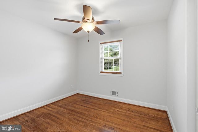 1719 MELBOURNE DR, Mclean, VA 22101
