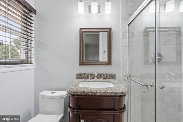 1719 MELBOURNE DR, Mclean, VA 22101
