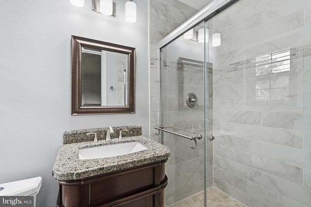 1719 MELBOURNE DR, Mclean, VA 22101