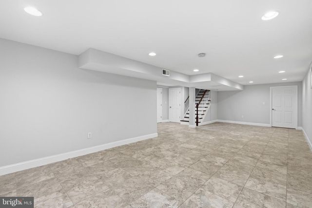 1719 MELBOURNE DR, Mclean, VA 22101