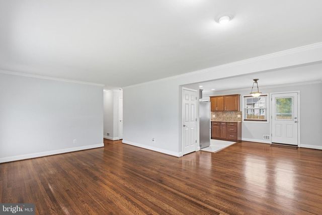 1719 MELBOURNE DR, Mclean, VA 22101
