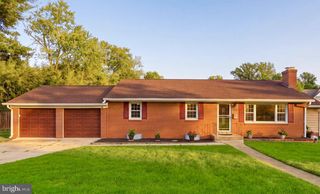 1719 MELBOURNE DR, Mclean, VA 22101