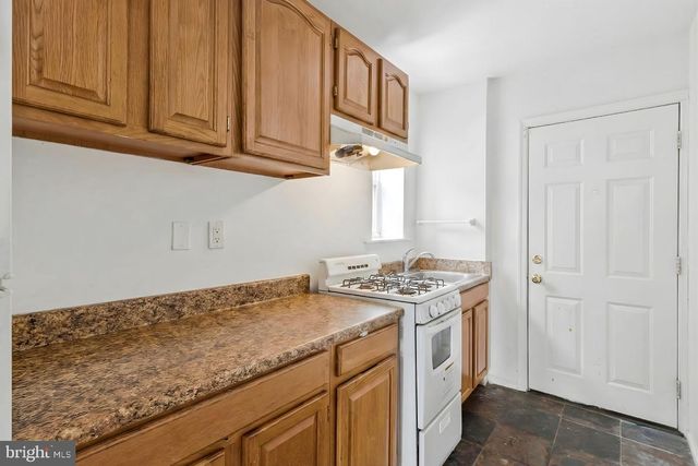 145 GALVESTON PL SW, Washington, DC 20032