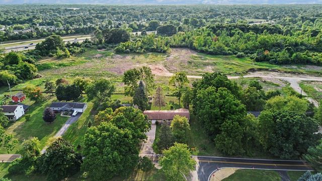 4704 Rohr Road, Independence Twp, MI 48359