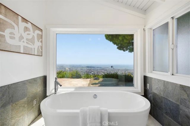 3433 Newridge Drive, Rancho Palos Verdes, CA 90275