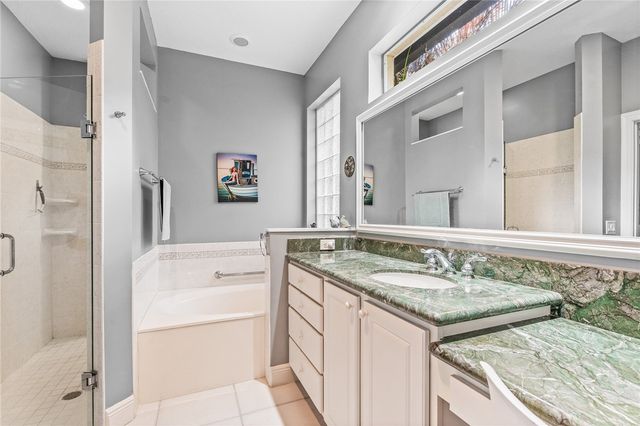 224 Oak Hammock Circle SW, Vero Beach, FL 32962