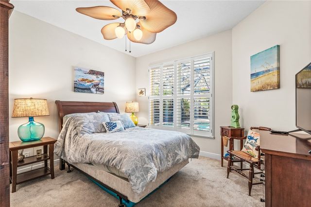 224 Oak Hammock Circle SW, Vero Beach, FL 32962