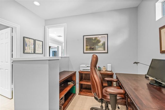 224 Oak Hammock Circle SW, Vero Beach, FL 32962