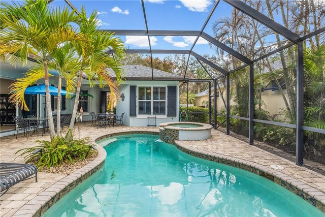 224 Oak Hammock Circle SW, Vero Beach, FL 32962