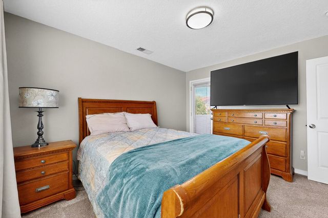 3546 Newcastle Drive SE, Rio Rancho, NM 87124