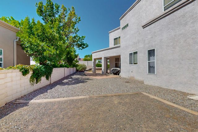 3546 Newcastle Drive SE, Rio Rancho, NM 87124