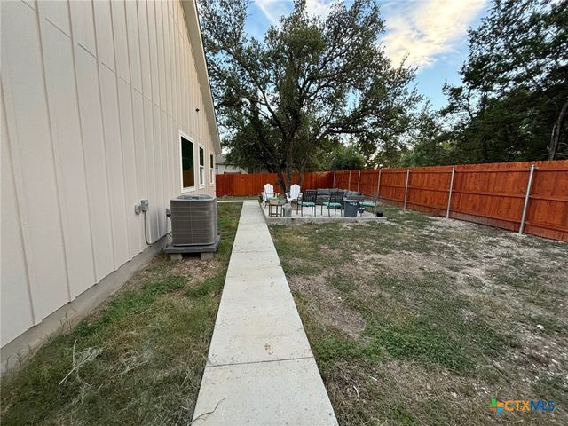 1 Stepping Stone Court, Wimberley, TX 78676