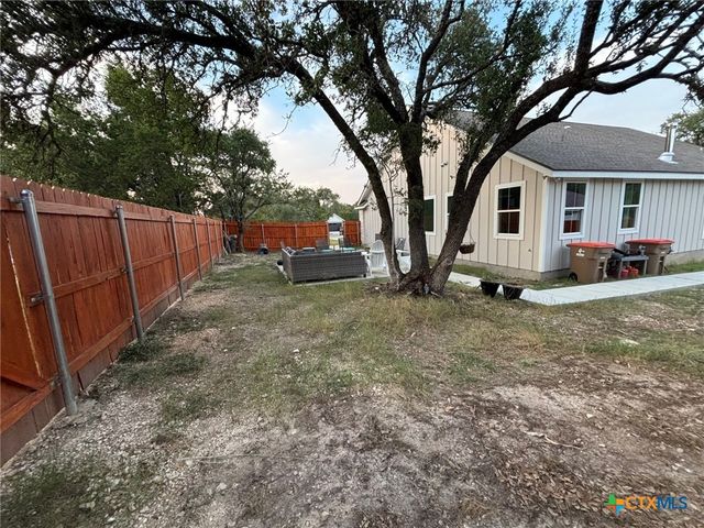 1 Stepping Stone Court, Wimberley, TX 78676