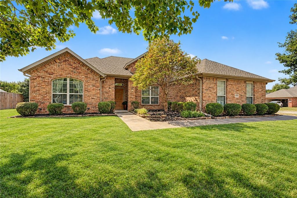 4069 Olive Tree Drive, Fayetteville, AR 72704