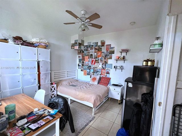 2040 NE 183rd St, North Miami Beach, FL 33179