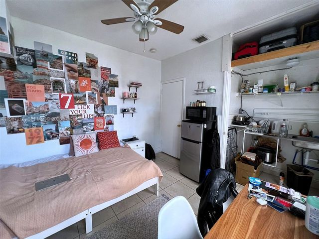 2040 NE 183rd St, North Miami Beach, FL 33179