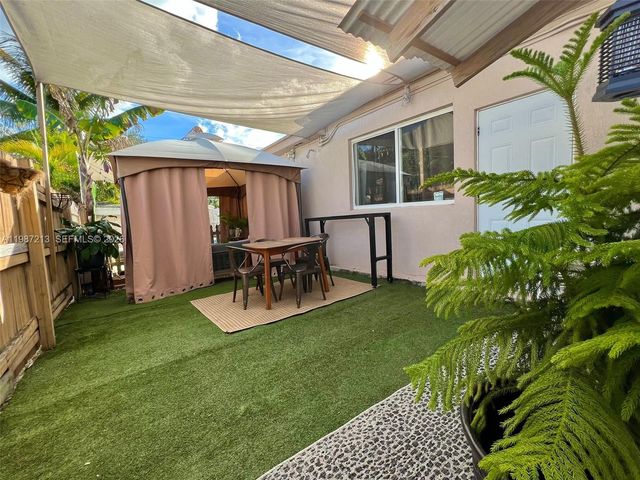 2040 NE 183rd St, North Miami Beach, FL 33179