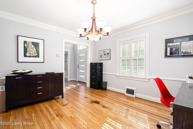 2869 Regan Ave, Louisville, KY 40206