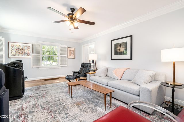 2869 Regan Ave, Louisville, KY 40206