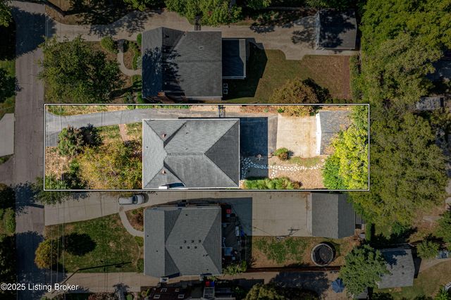 2869 Regan Ave, Louisville, KY 40206