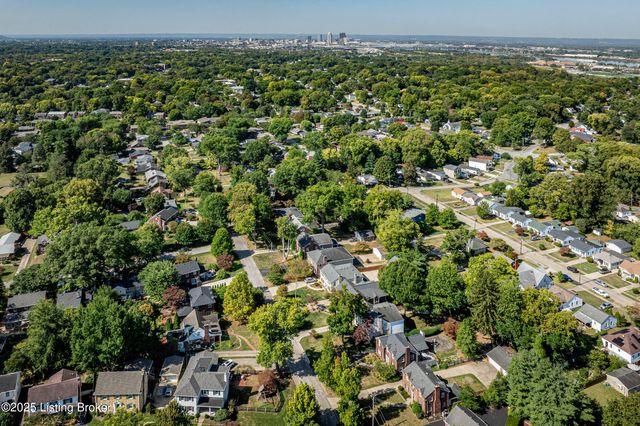 2869 Regan Ave, Louisville, KY 40206