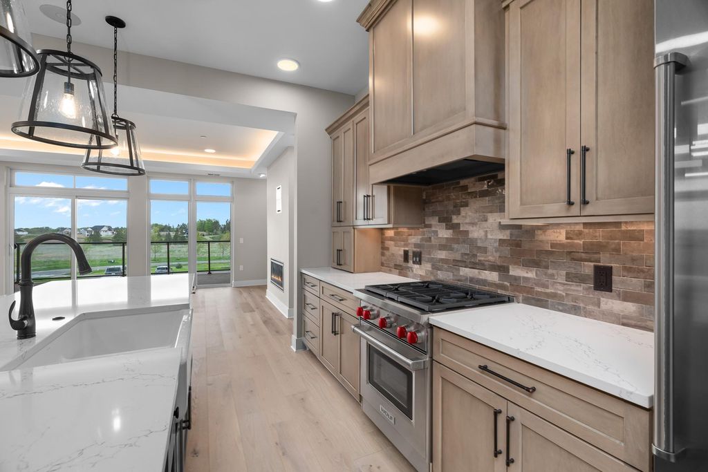 1 Hill Farm Road 205, North Oaks, MN 55127 — photo 5