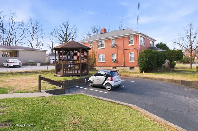 4400 S 2nd St, Louisville, KY 40214