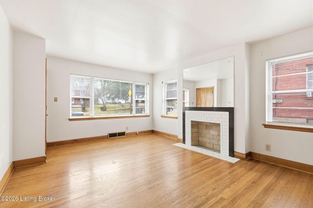 4400 S 2nd St, Louisville, KY 40214