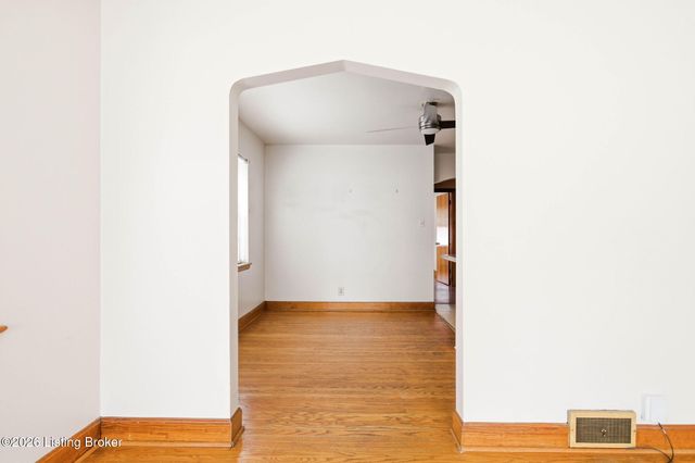 4400 S 2nd St, Louisville, KY 40214