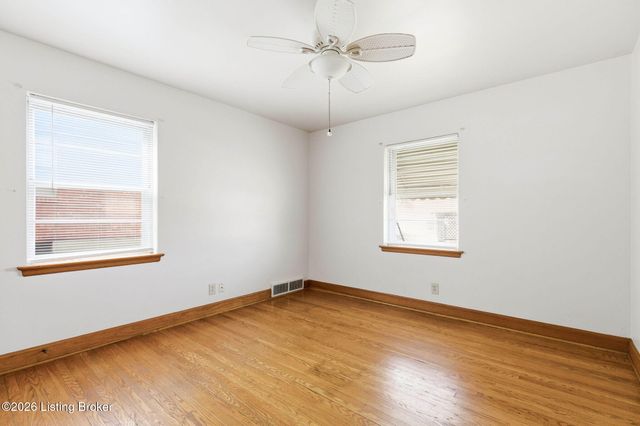 4400 S 2nd St, Louisville, KY 40214