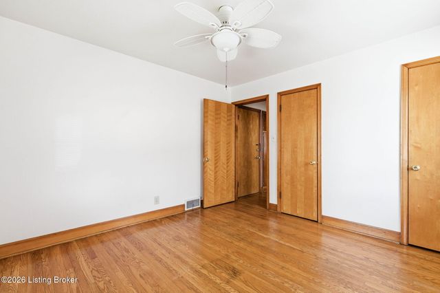 4400 S 2nd St, Louisville, KY 40214