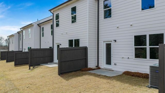 2010 Roseleigh Drive, Douglasville, GA 30134