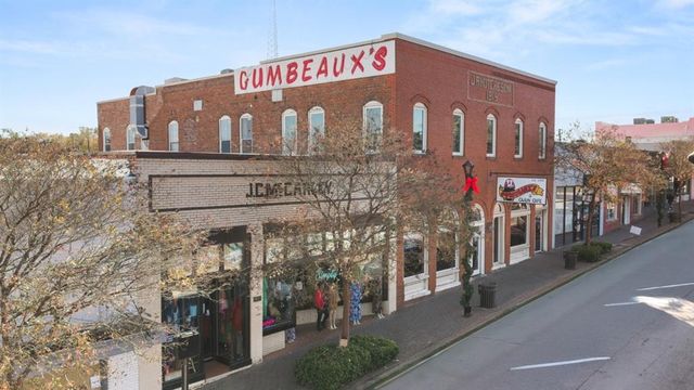 2010 Roseleigh Drive, Douglasville, GA 30134