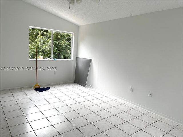 15870 SW 85th Ln 0, Miami, FL 33193