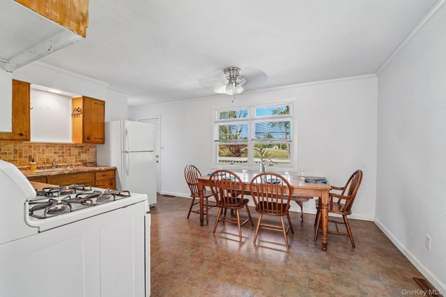 5 Mountain View Drive, Warwick, NY 10990