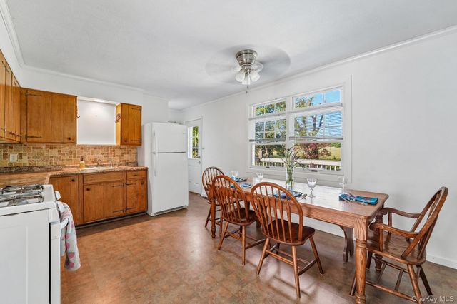 5 Mountain View Drive, Warwick, NY 10990