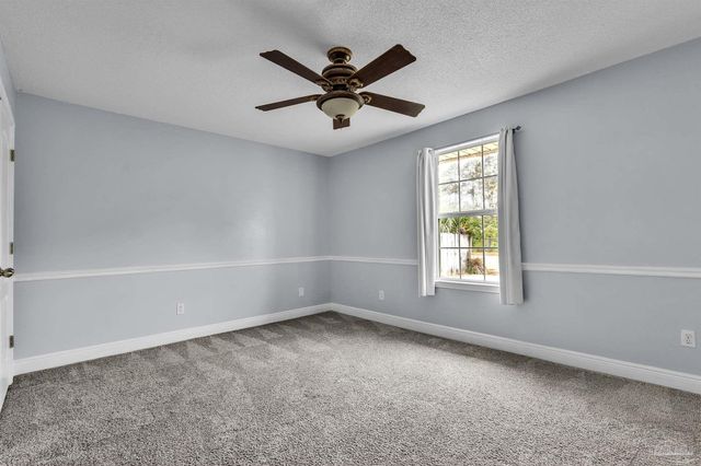3301 Pitcher Plant Cir, Pensacola, FL 32506