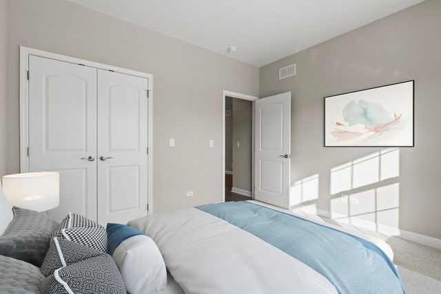 16551 Kayla Drive, Lemont, IL 60439