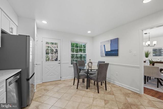 10196 RED SPRUCE RD, Fairfax, VA 22032